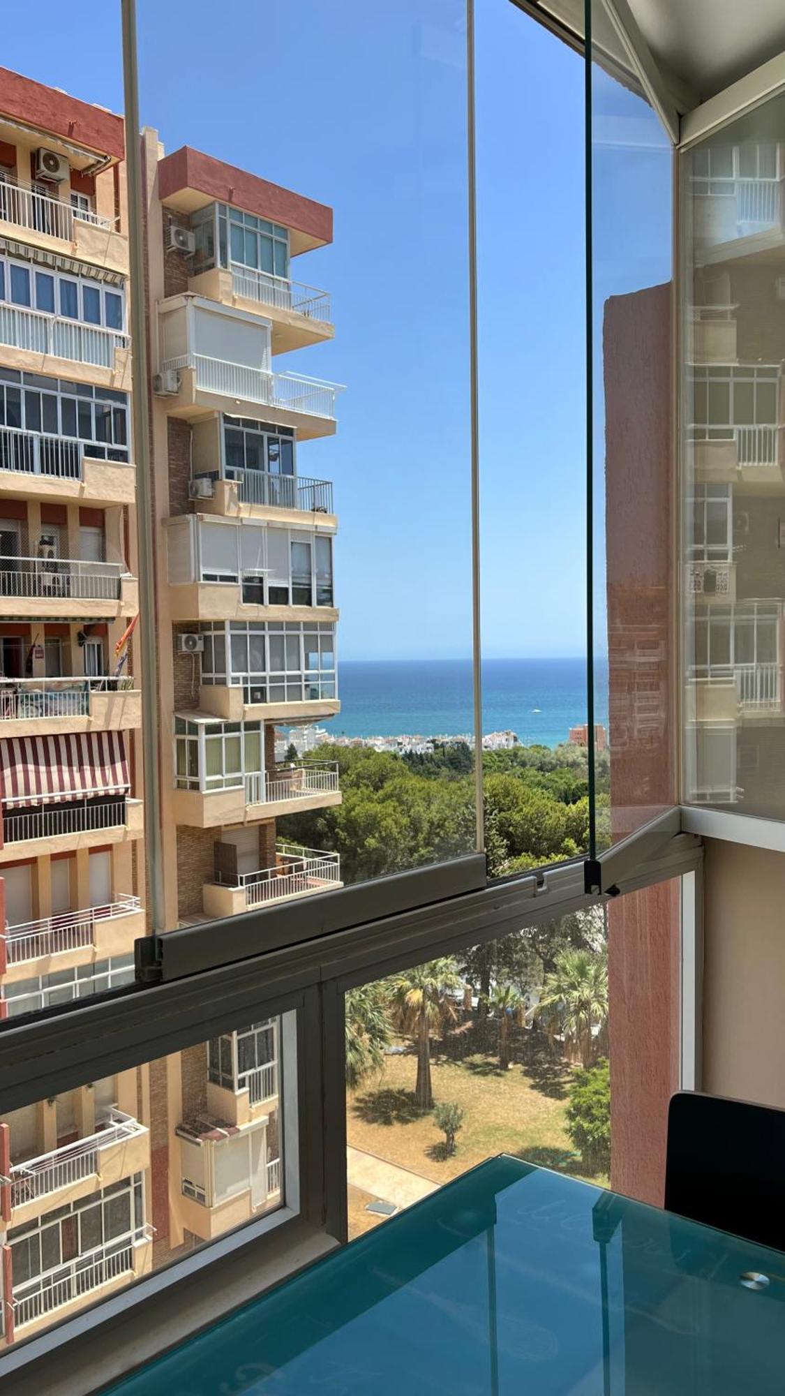 베날마데나코스타 Vista A La Playa, Cerca Del Centro Con Piscina 아파트 외부 사진